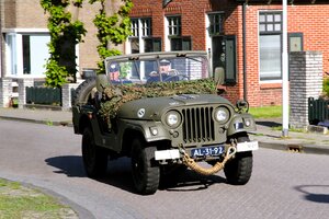 Haulerwijk beleeft top 5 mei viering