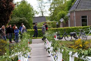 Haulerwijk beleeft top 5 mei viering
